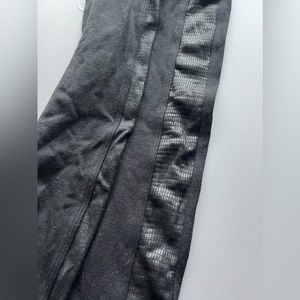 Spanx black legging with snakeskin detail, XL